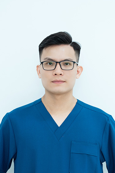 Cử nhân Lê Đình Huy